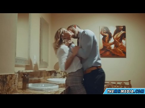 ❤️ Quand une blonde plantureuse vous séduit dans des toilettes publiques. ❤️❌ Porno vk at fr.pornogroupp.ru ❌️❤